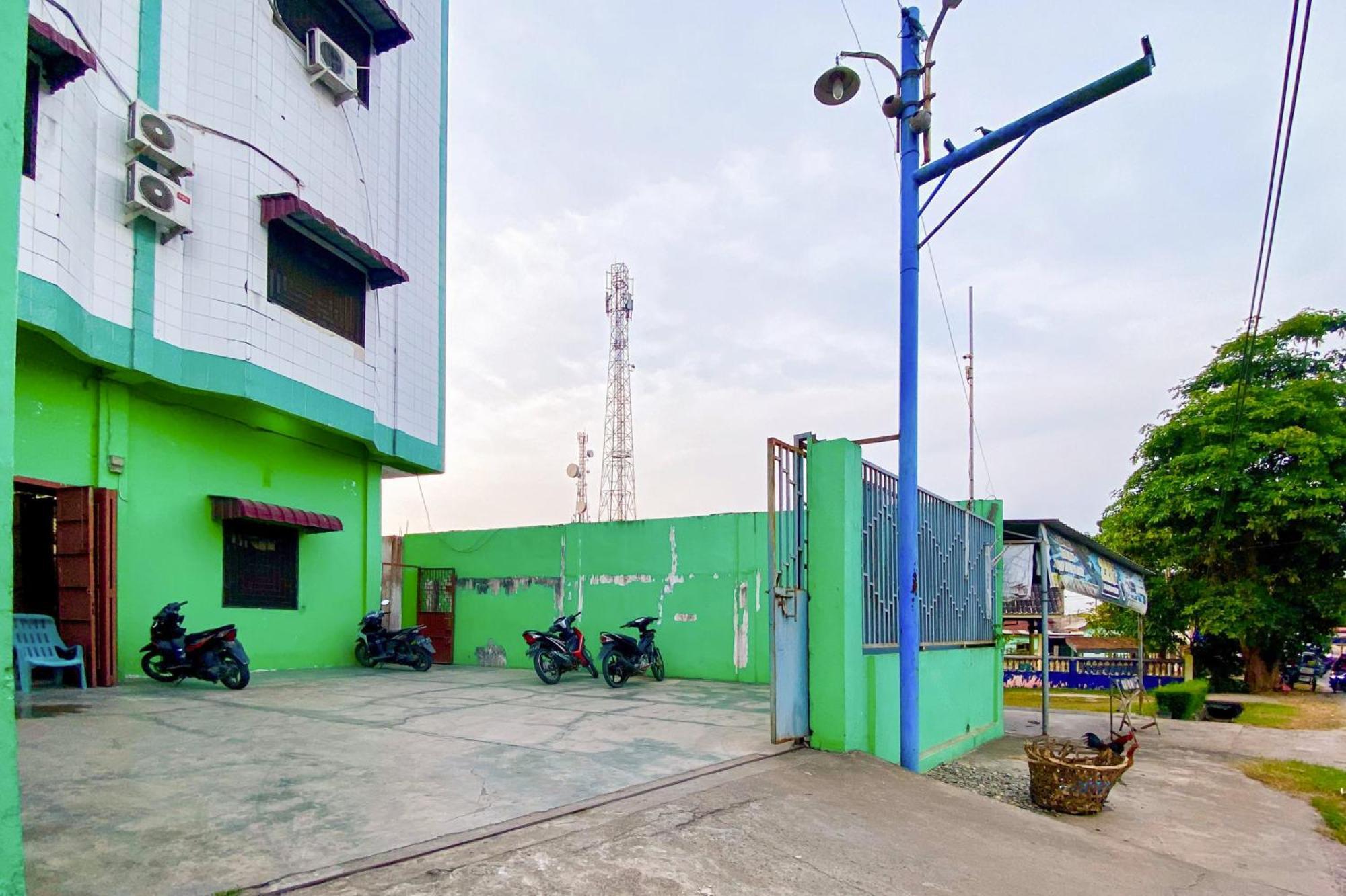 Reddoorz At Star Hill Inn Syariah Tebing Tinggi Rantau Laban المظهر الخارجي الصورة