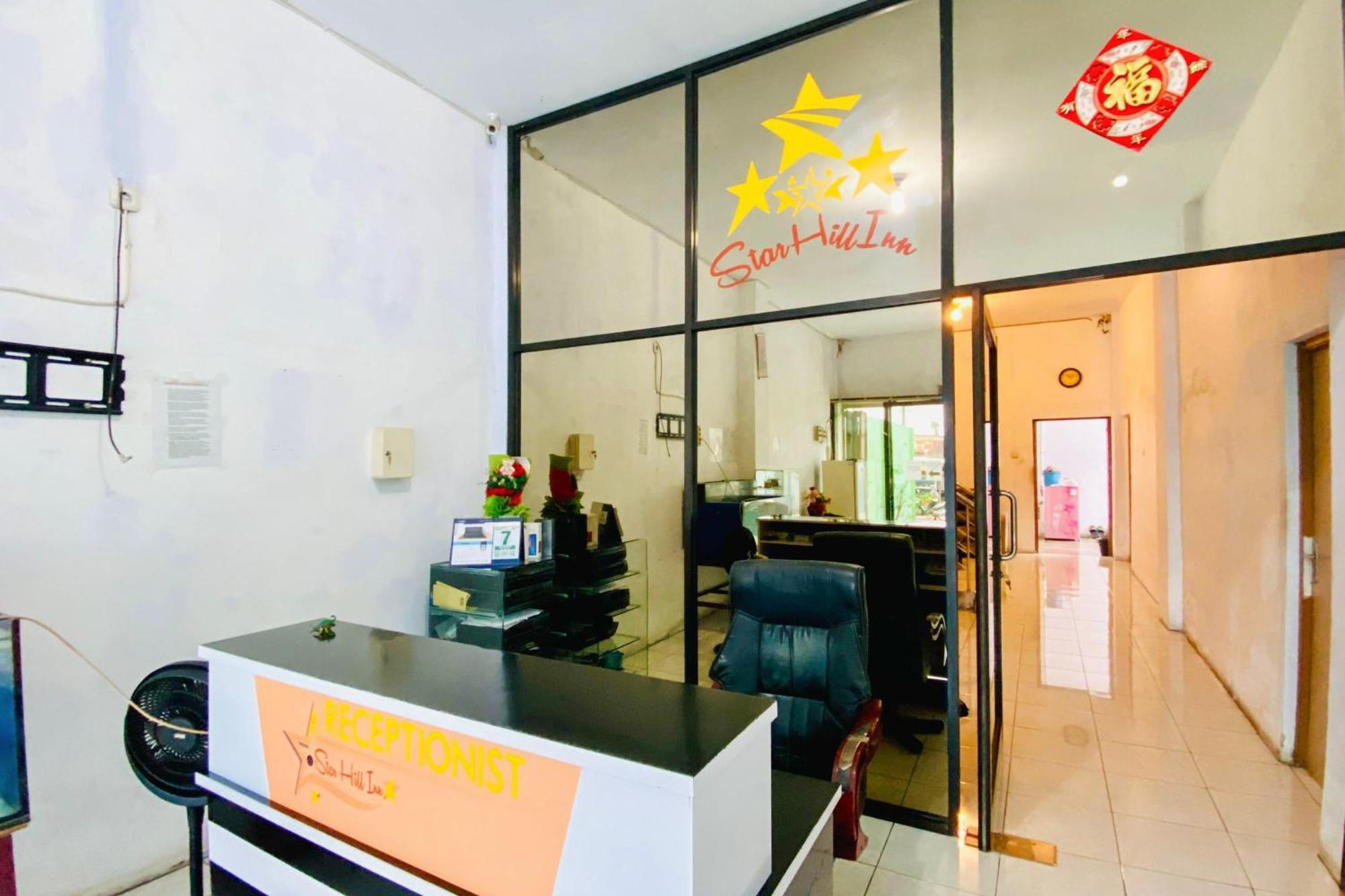 Reddoorz At Star Hill Inn Syariah Tebing Tinggi Rantau Laban المظهر الخارجي الصورة